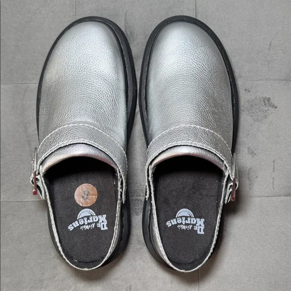 Dr. Martens Laketen Slingback Mule Tumbled Silver Metallic Size 8 NWOT - Picture 10 of 16